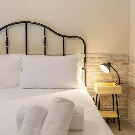 Roomy Catania